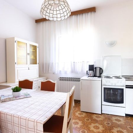 Apartments Lonzor I Selce Exteriér fotografie